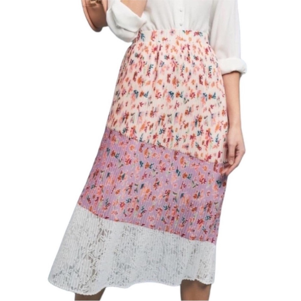 LAIA Anthropologie pleated lace midi skirt - Size M